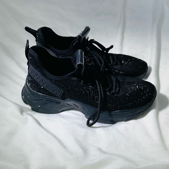 Steve Madden Shoes - Steve Madden Maxima Sneakers